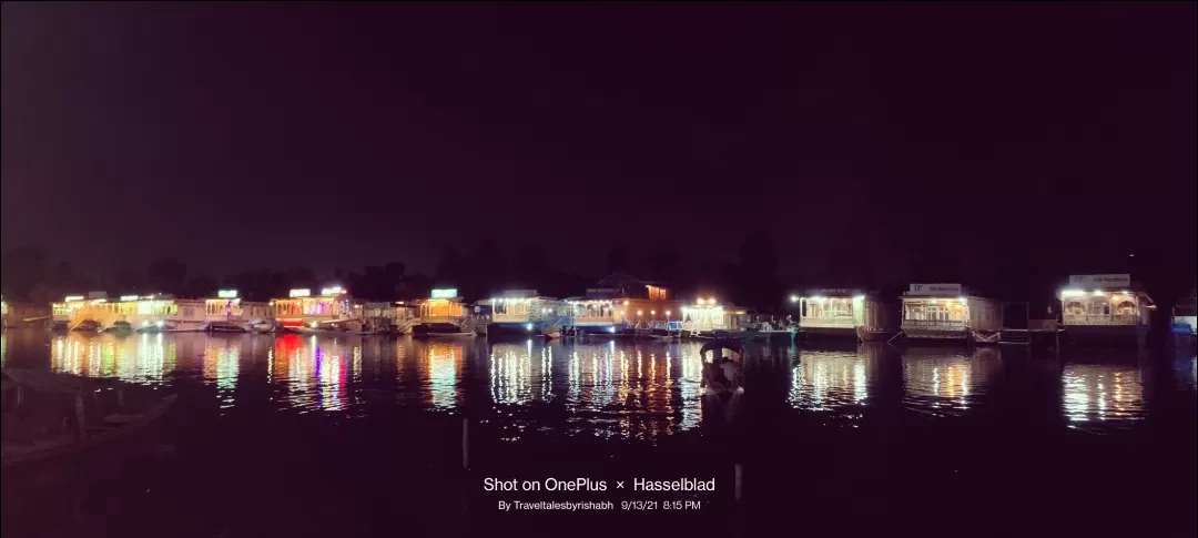 Photo of Dal Lake By Rishabh Bharawa