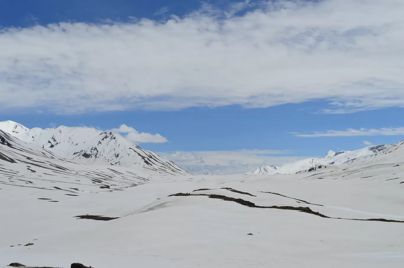 Photo of Baralacha La 4891 m By Nitika Nathani