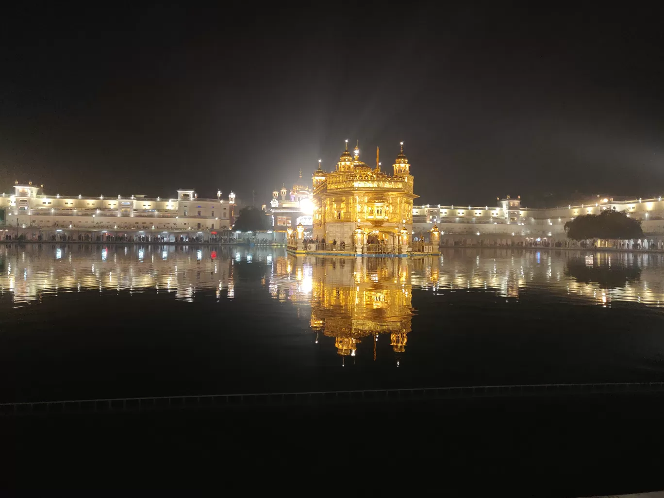 Photo of Harmandir Sahib By Confusedwanderer 