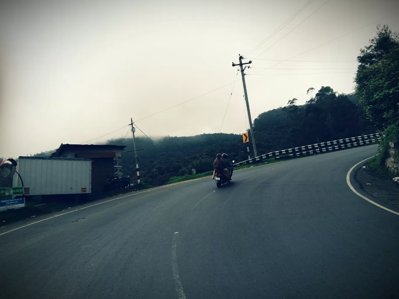 Photo of Ooty By Ashwin TR