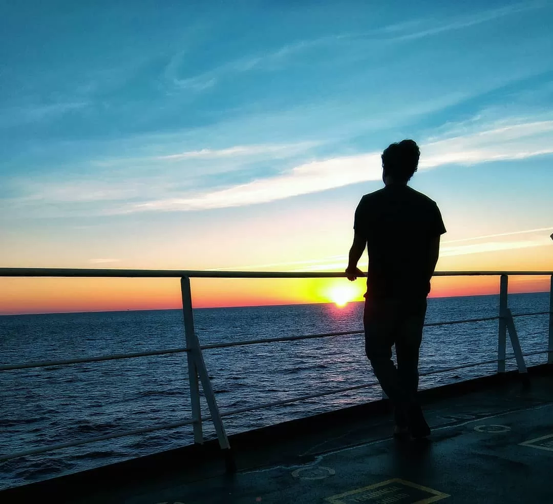 Photo of Pacific Ocean By The Globetrottersoul 