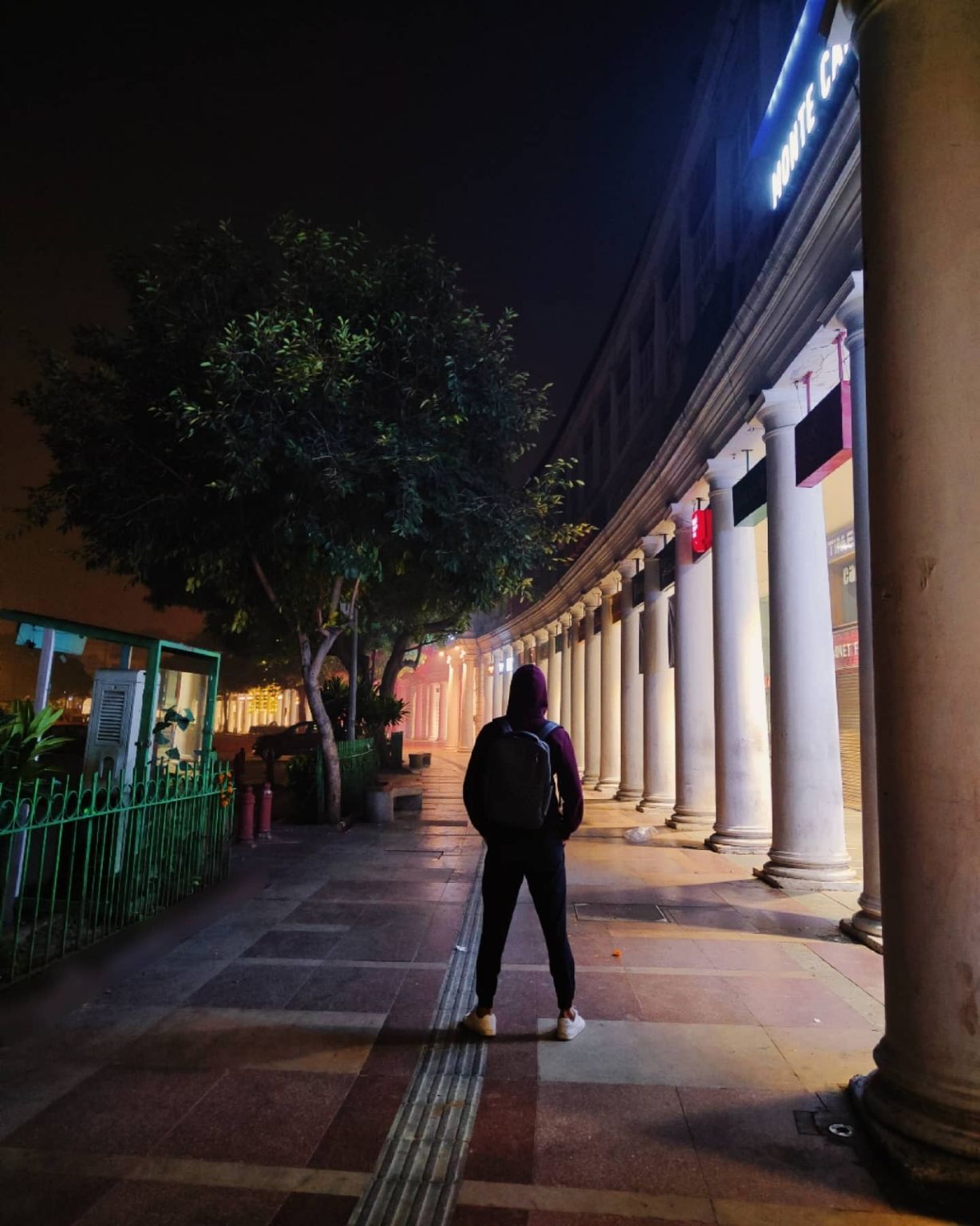 Photo of Connaught Place By Sadir Khan