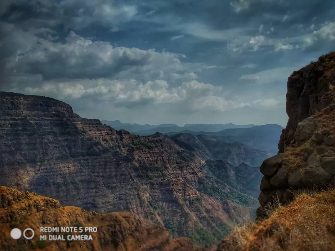 Photo of Raireshwar Temple By Mandar Diwakar