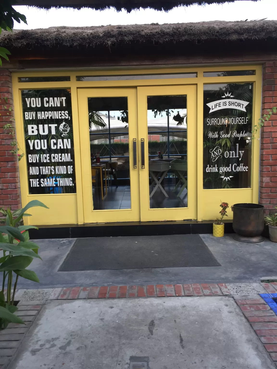 Photo of Meera's Bistro Amoroso Cafe By Anika Agarwal