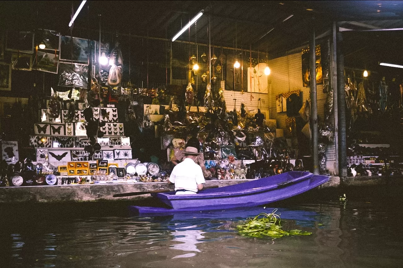 Photo of Damnoen Saduak Floating Market By bhavika jadeja