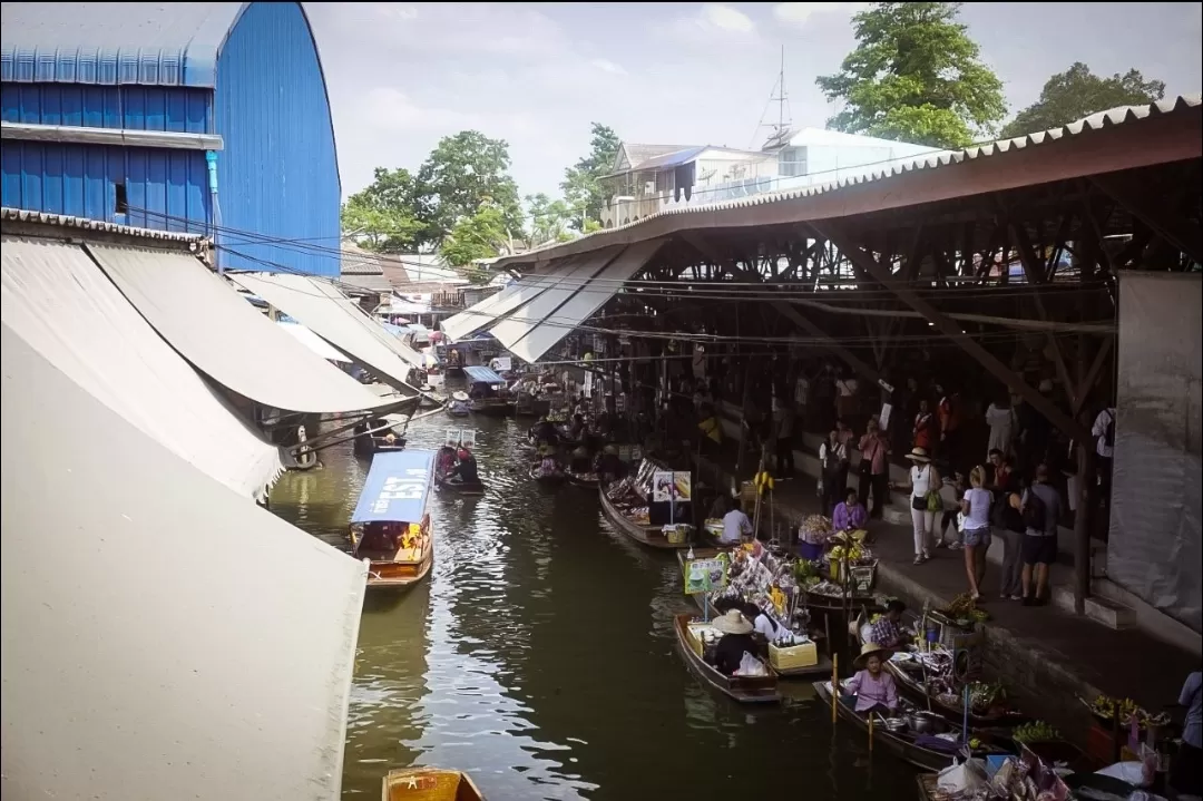 Photo of Damnoen Saduak Floating Market By bhavika jadeja