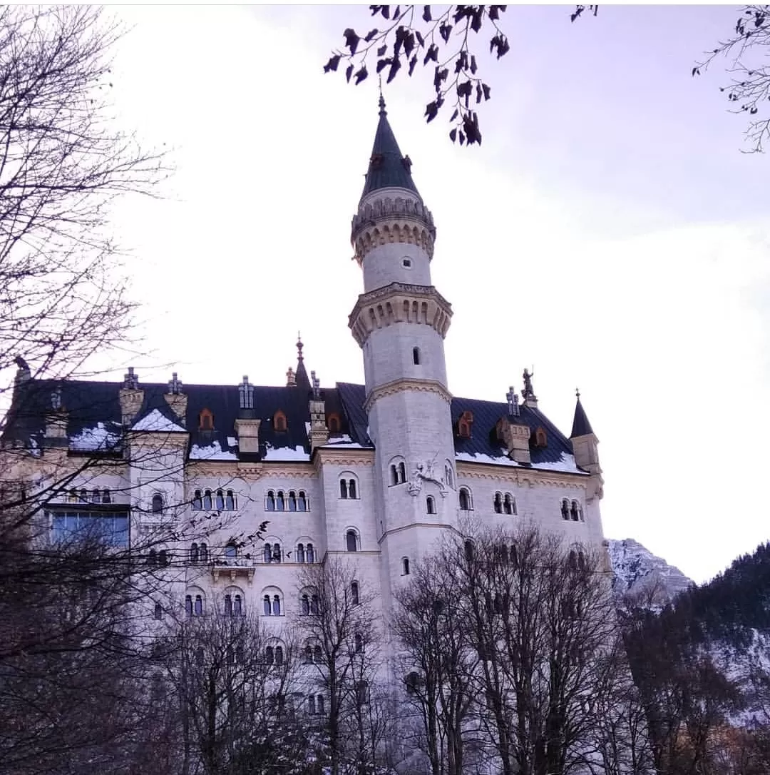 Photo of Neuschwanstein Castle By Chandni Pradhan