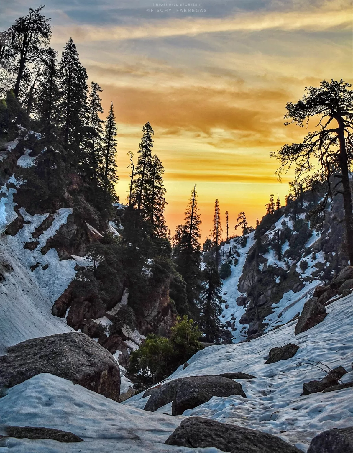 Photo of Kareri Lake By Pramit Chanda