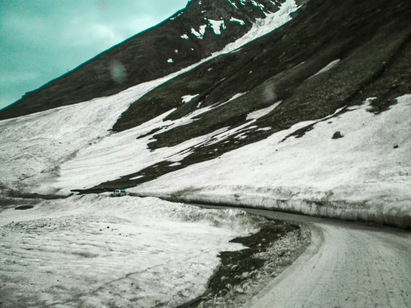 Photo of Khardungla Pass By Piyush Kumar