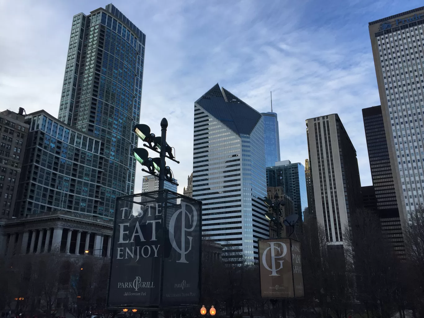 Photo of Chicago By Sayan Roychoudhury