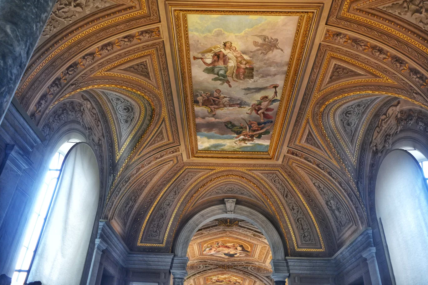Photo of Louvre Museum By Amit Pal