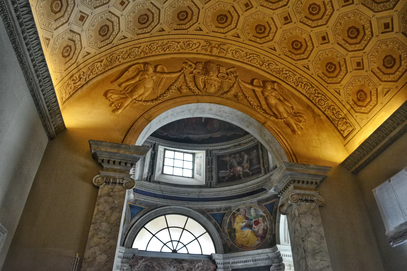 Photo of Louvre Museum By Amit Pal