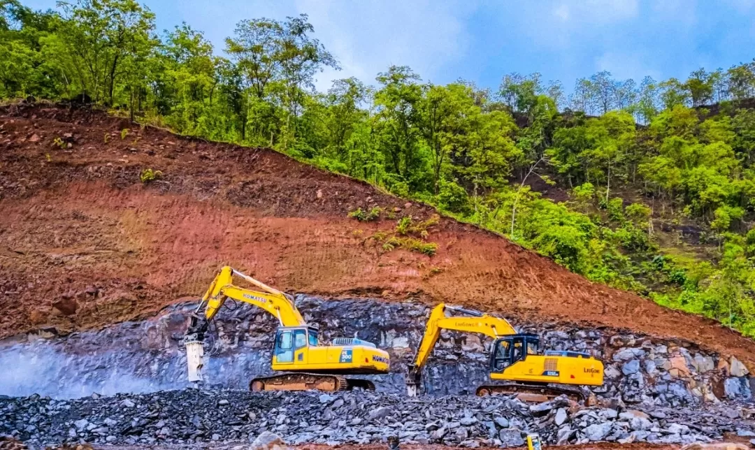 Photo of Mumbai - Goa Highway By Mayur Salavi 