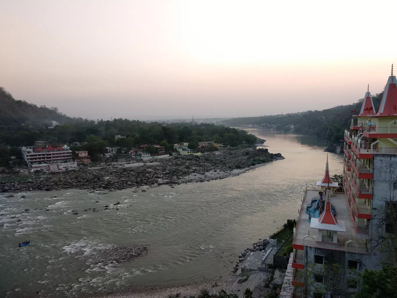 Photo of Rishikesh By Akshay Vyas