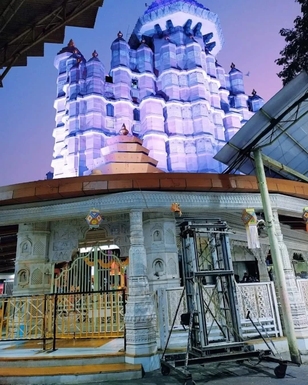 Photo of Siddhivinayak Temple By Richie D'souza