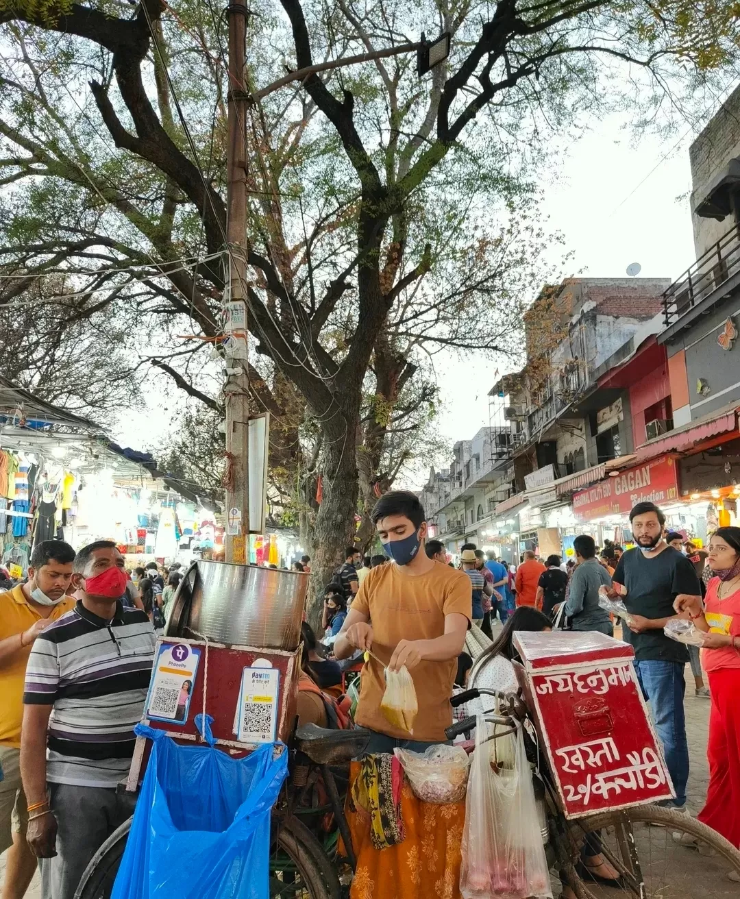Photo of Sarojini Nagar Market By Richie D'souza