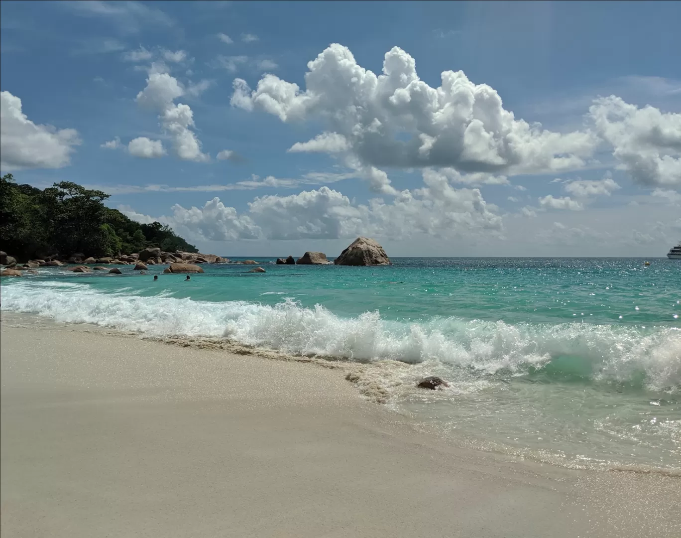 Photo of Anse Lazio By Jyoti Ahlawat