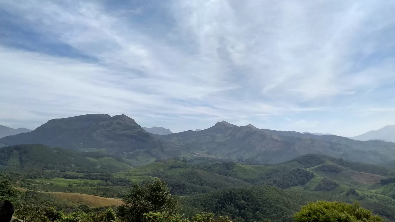 Photo of Munnar By ADHUL S.V