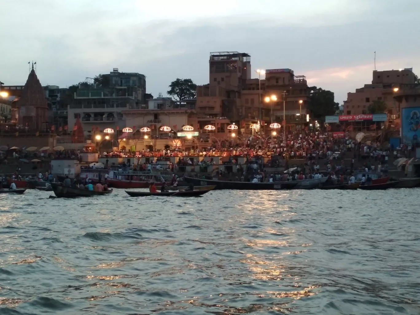 Photo of Varanasi By Himanshu Shaw