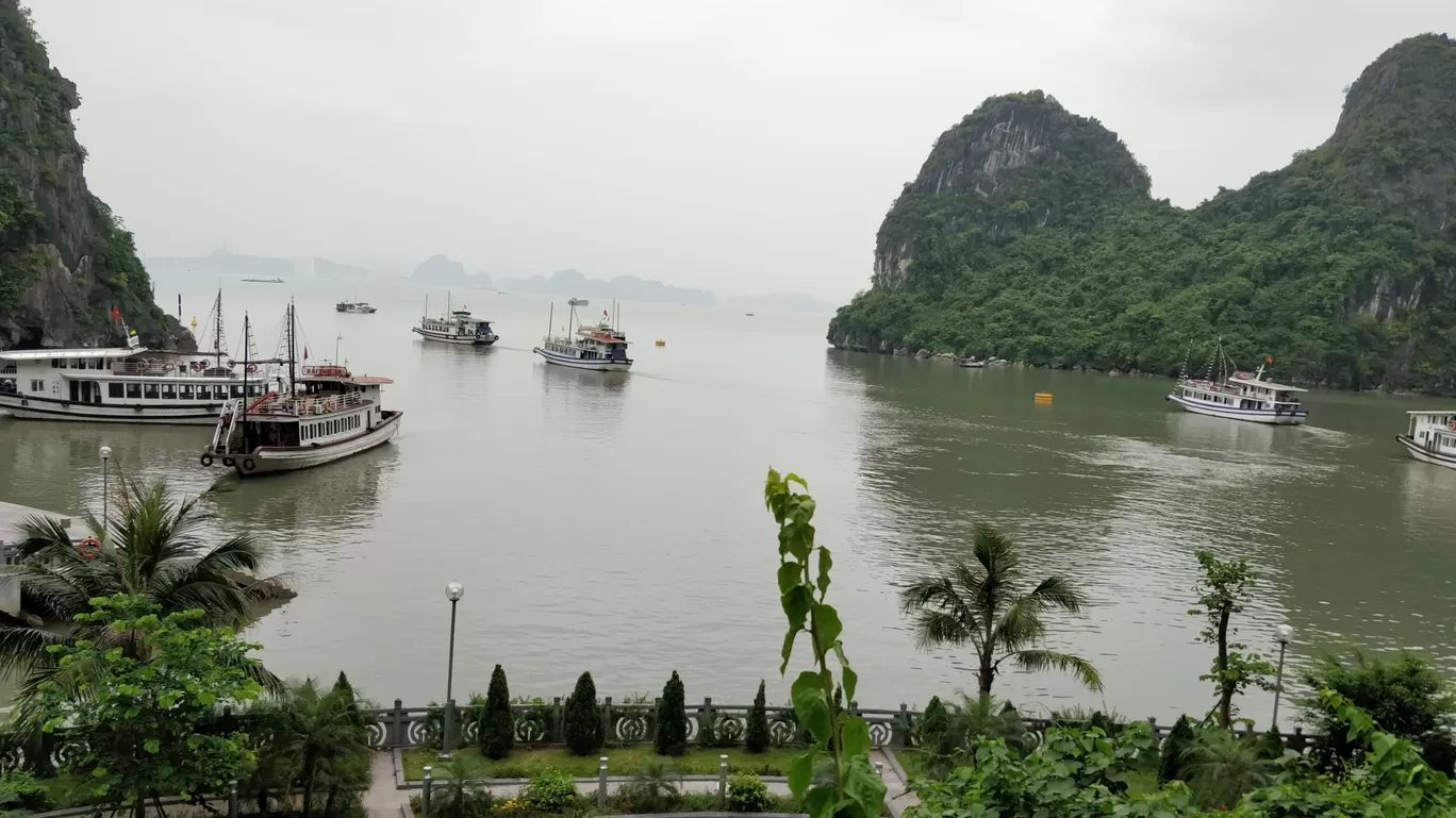 Photo of Hạ Long Bay By Amit Kumar