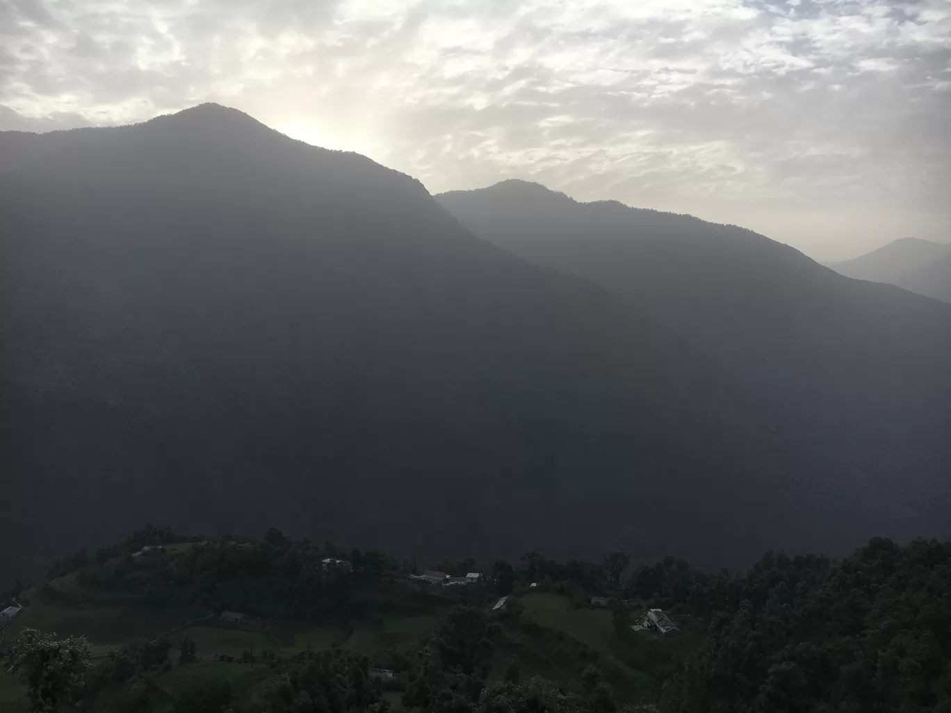Photo of Roopkund Lake By Aakarsh Rai