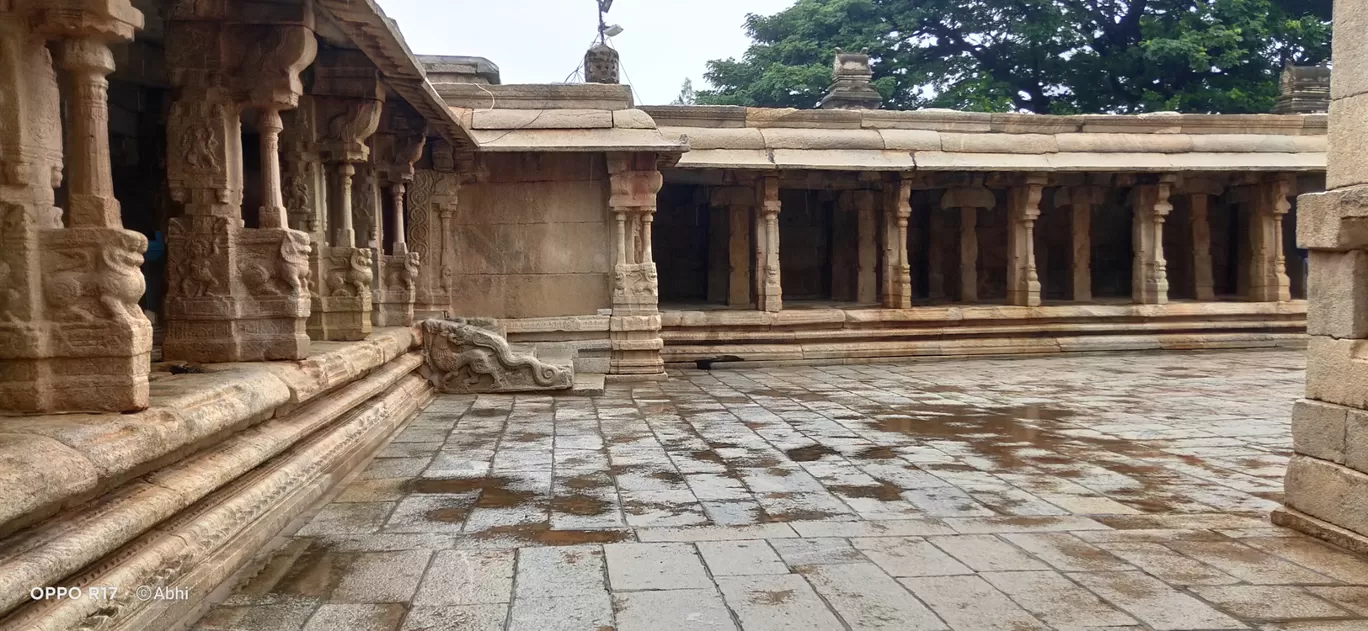 Photo of Lepakshi Temple By Abhinav Banerjee