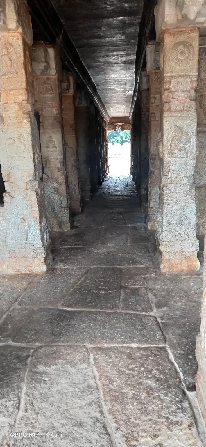 Photo of Lepakshi Temple By Abhinav Banerjee