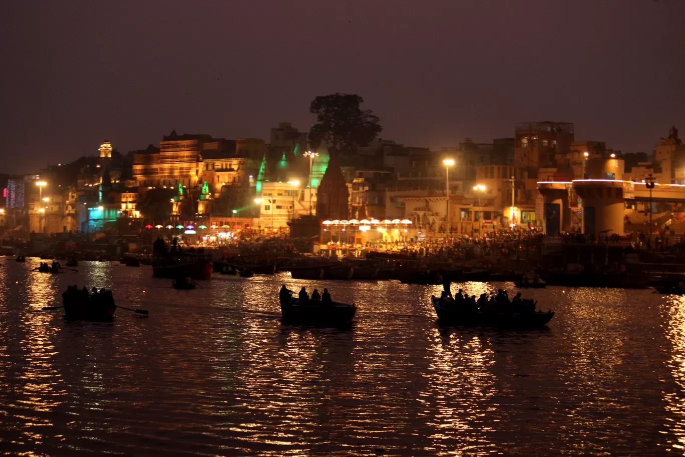 Photo of Varanasi By ayon roy