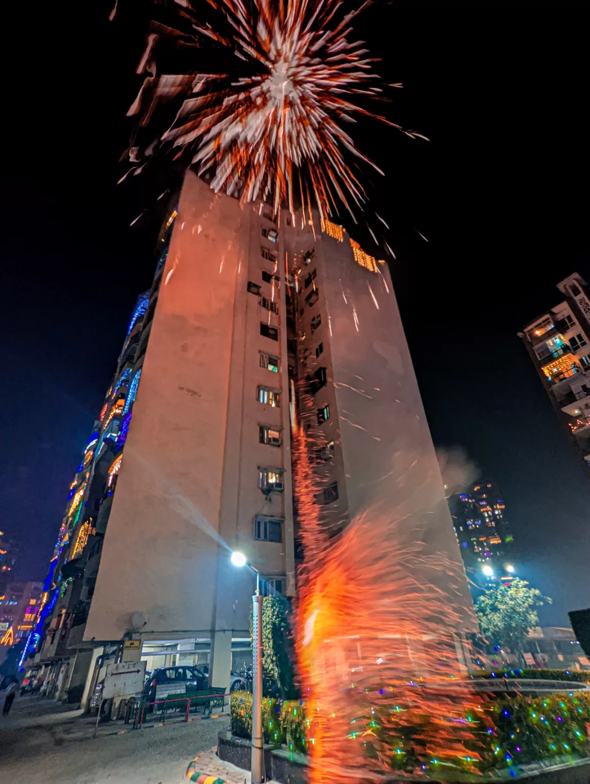 Photo of Noida By Swapnil Mathur