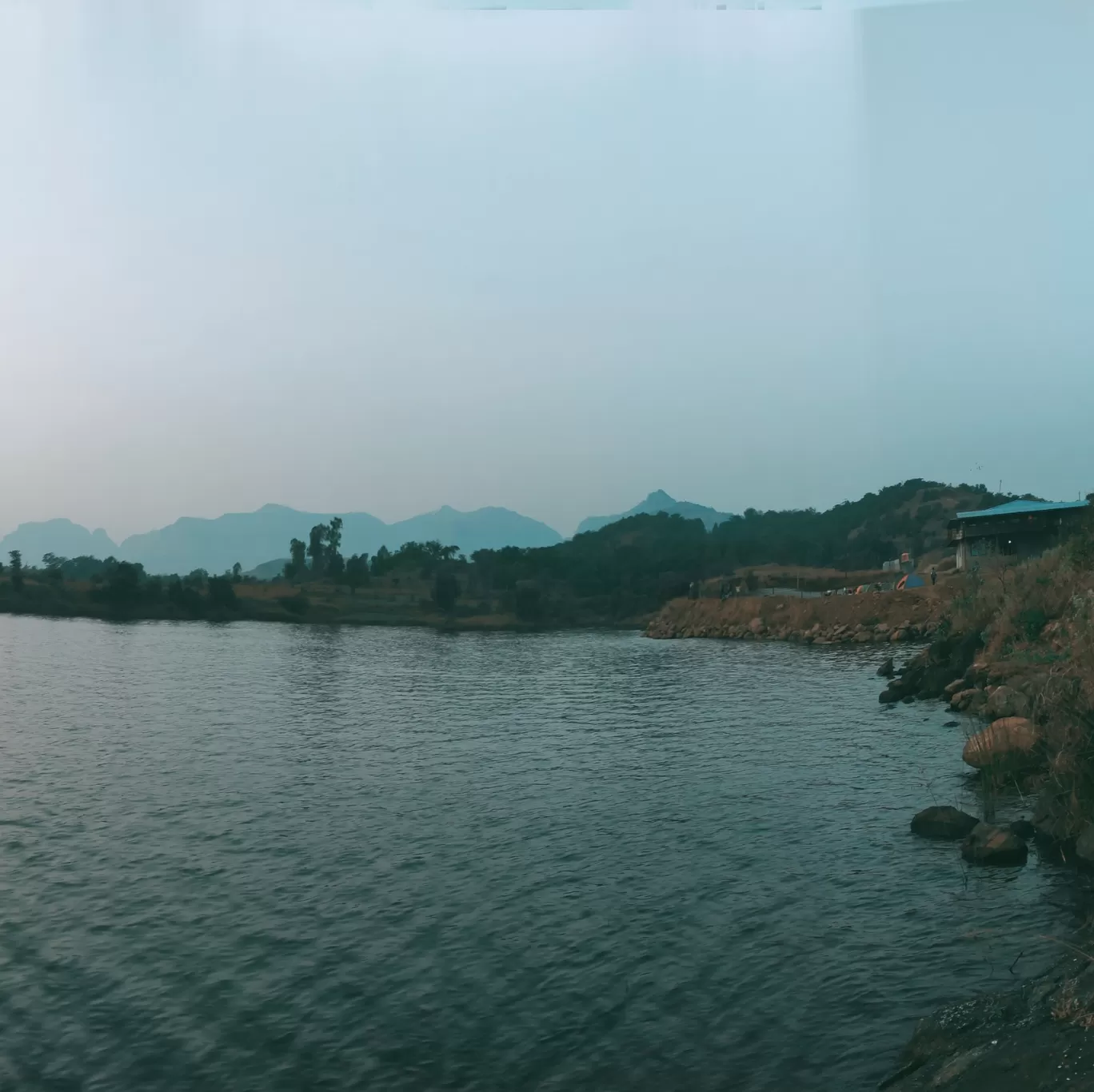 Photo of Bhandardara Dam By thewanderjoy