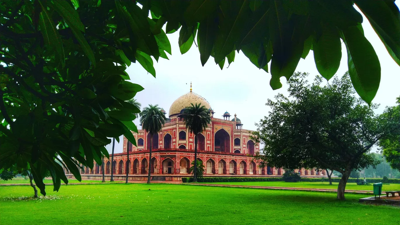 Photo of Delhi By Aakash Roushan