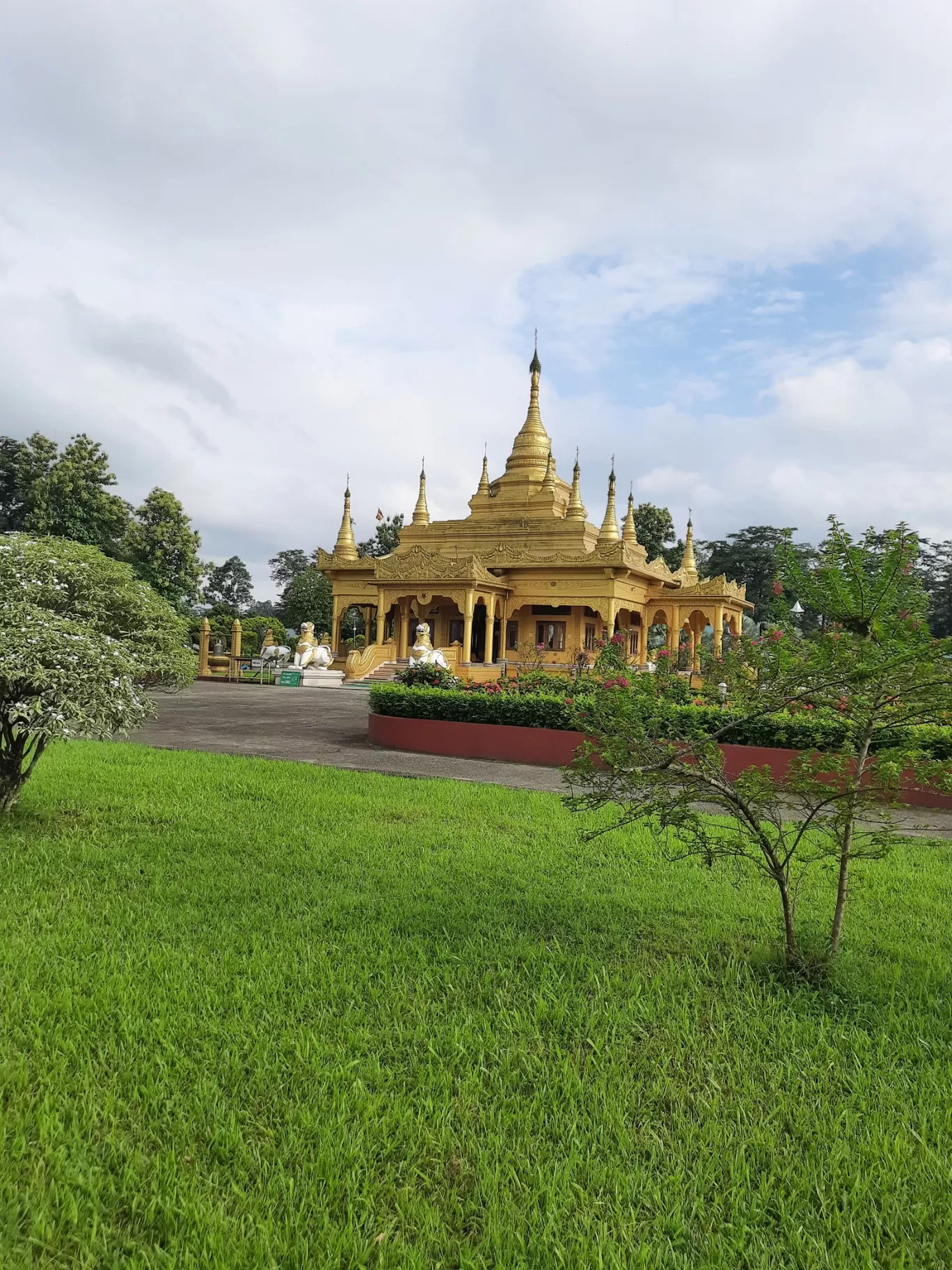 Photo of Golden Pagoda By Pankaj Mehta Traveller