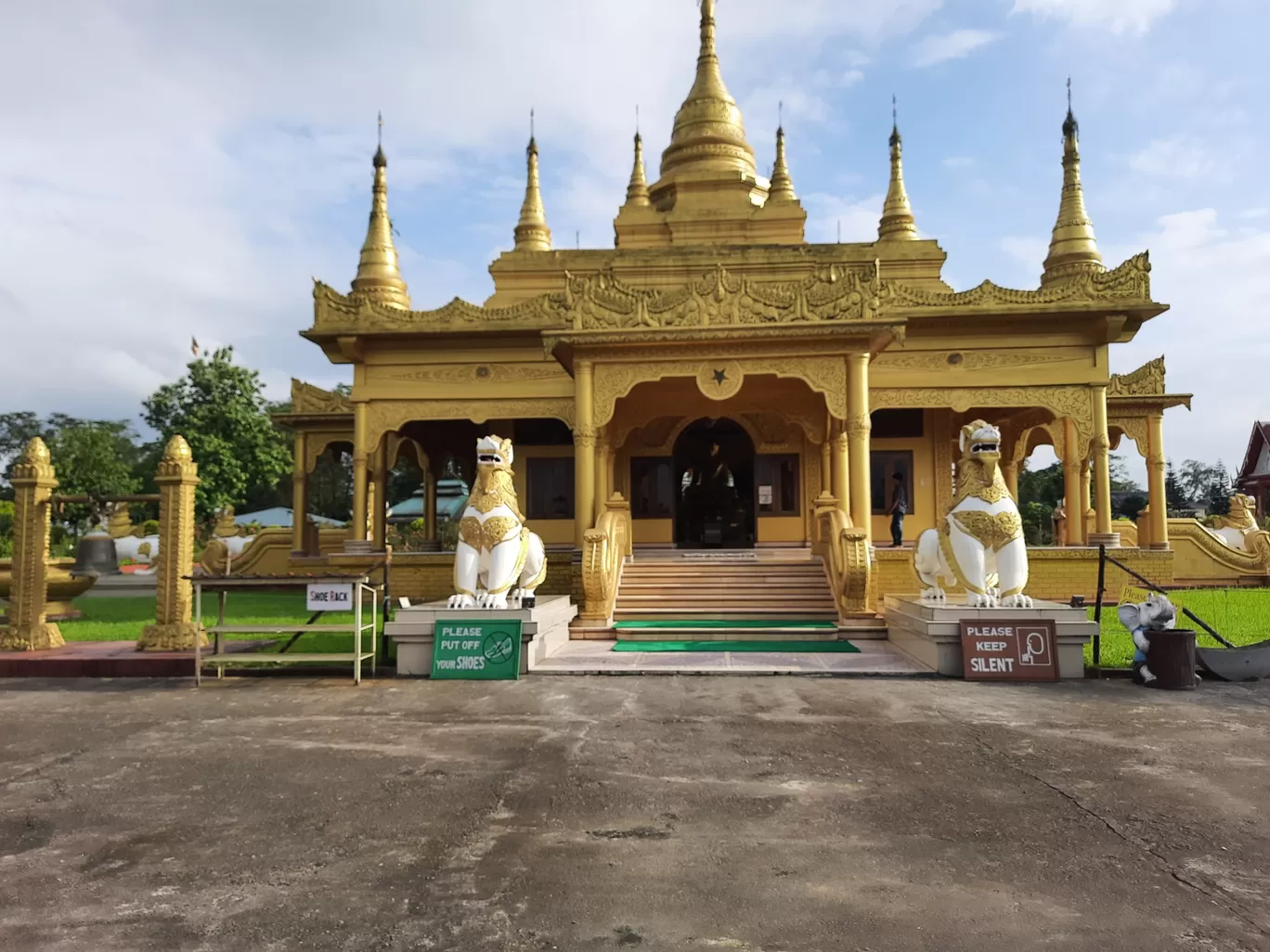 Photo of Golden Pagoda By Pankaj Mehta Traveller