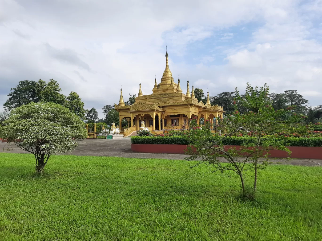 Photo of Golden Pagoda By Pankaj Mehta Traveller