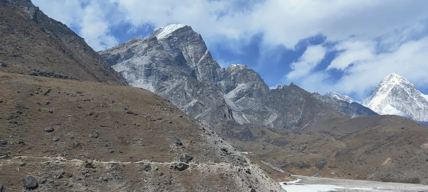 Photo of Lobuche By Pankaj Mehta Traveller