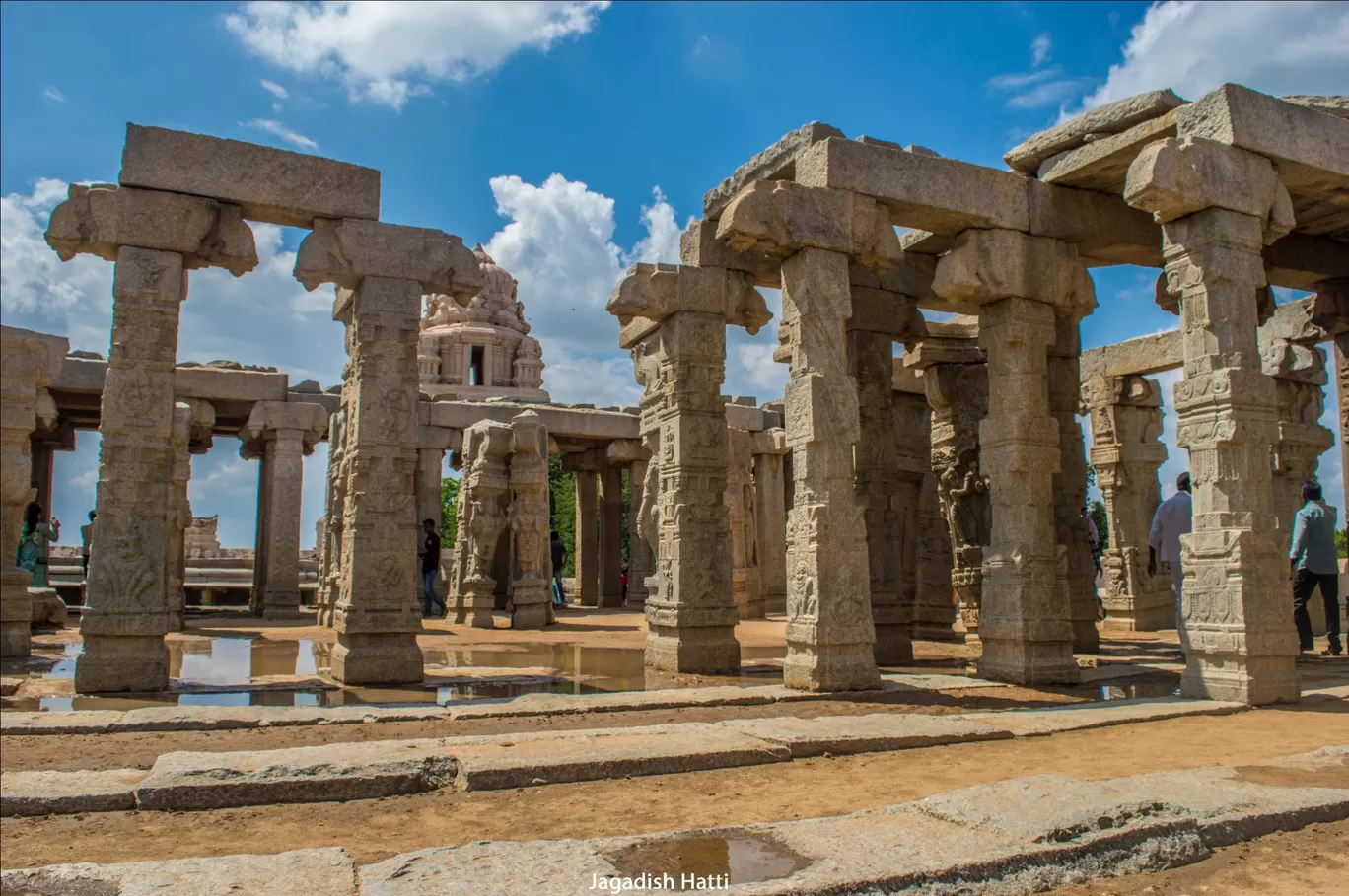 Photo of Lepakshi Temple Road By Jagadish Hatti