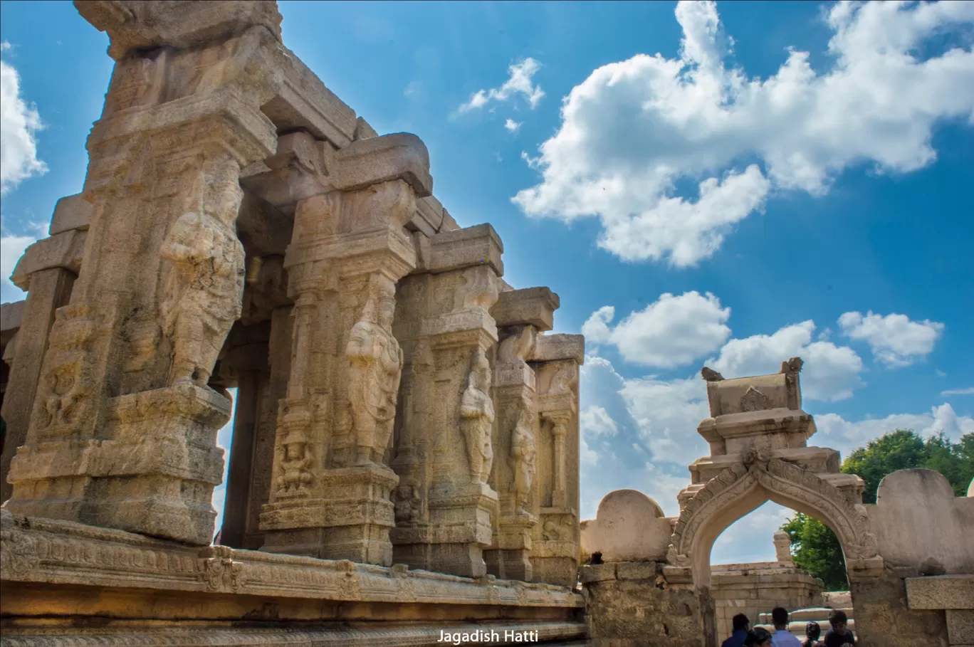 Photo of Lepakshi Temple Road By Jagadish Hatti