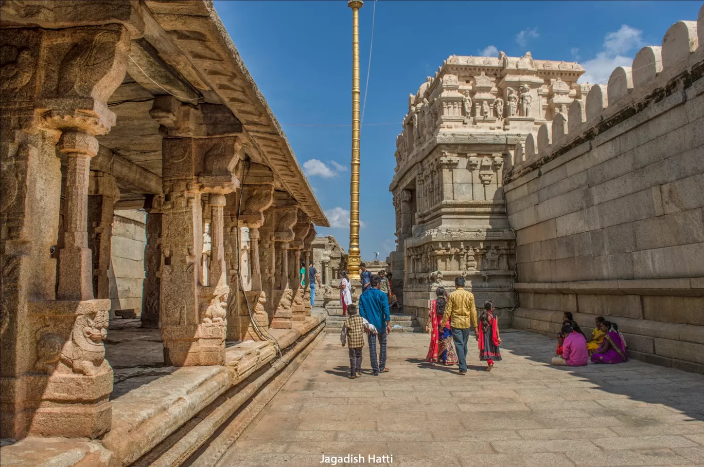 Photo of Lepakshi Temple Road By Jagadish Hatti