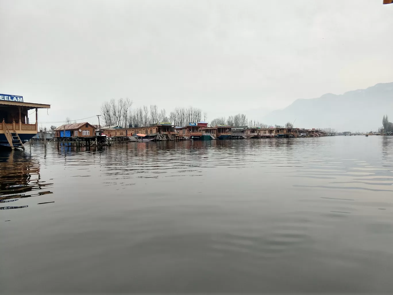 Photo of Dal Lake By Deepika Kateja