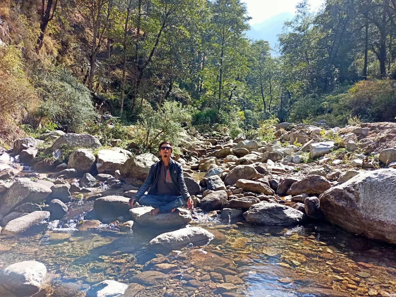 Photo of Himachal Pradesh 175105 By Pra Vee N