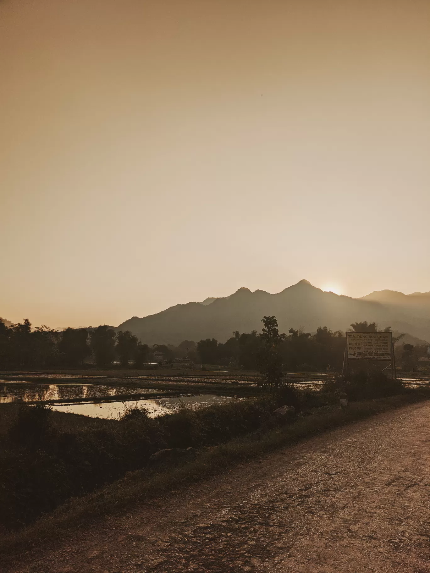 Photo of Mai Châu By seasaltinmyeyes