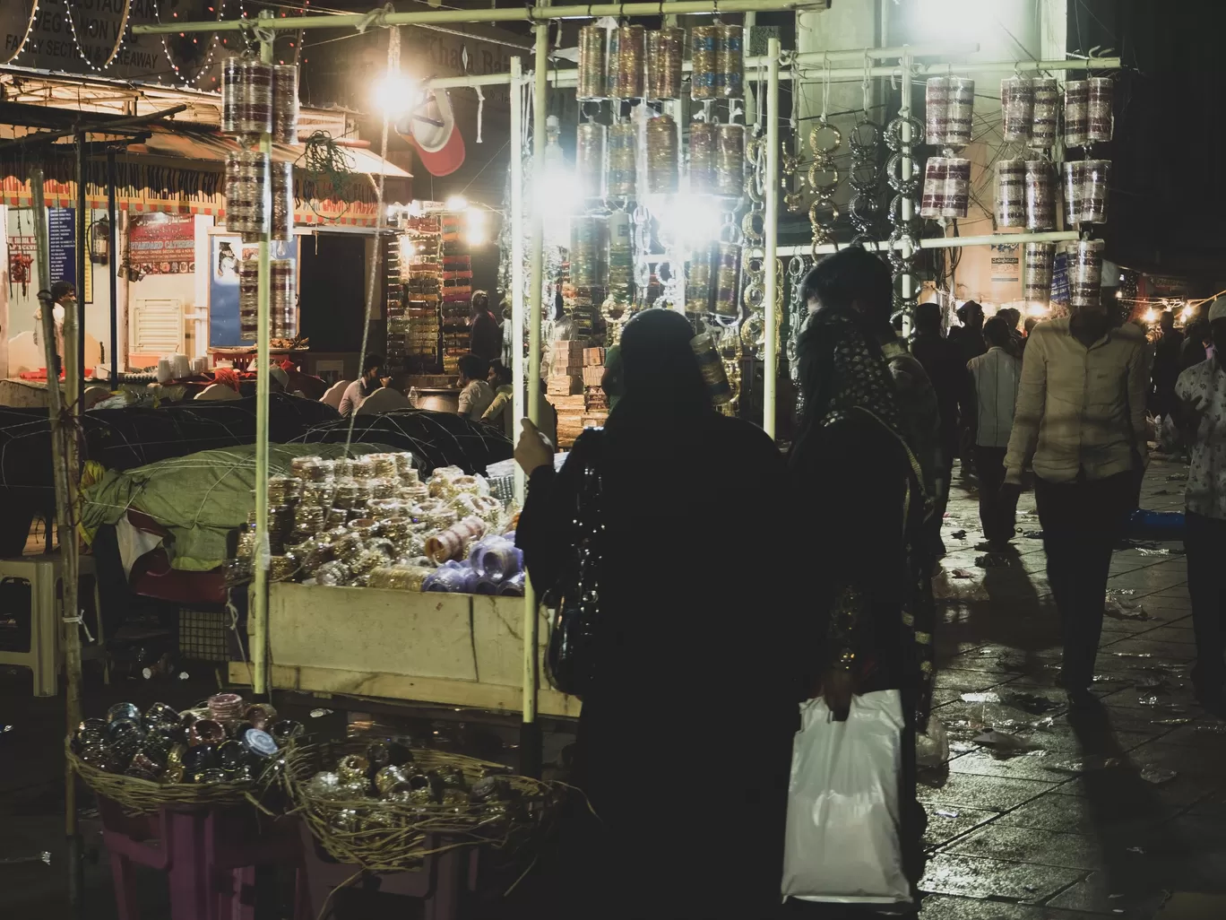 Photo of Charminar (Old City) By Navya Reddy