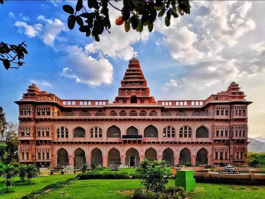 Photo of Chandragiri Fort By Riyaz S