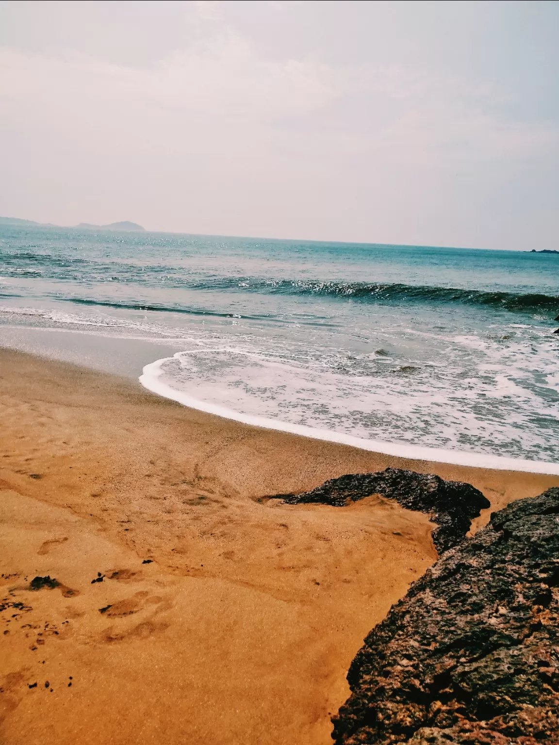 Photo of Grandmother's Hole Beach By Astrida Mascarenhas