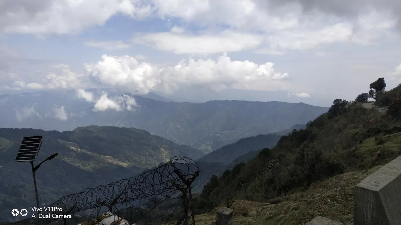 Photo of Sandakhphu By Kumaril Shivam