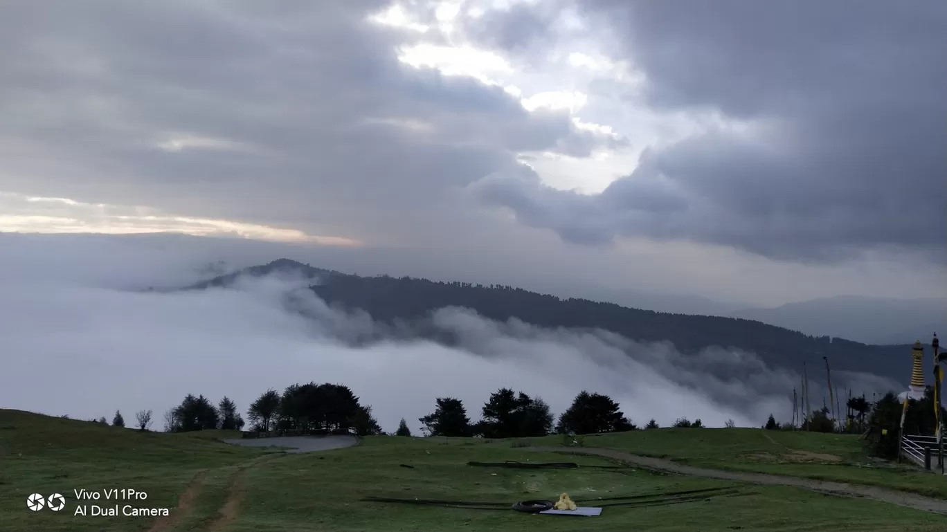 Photo of Sandakhphu By Kumaril Shivam