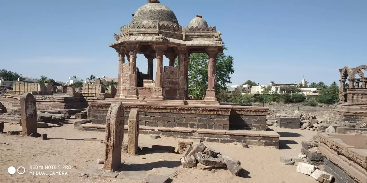 Photo of Bhuj Chhatedi By Cheryl Anandas