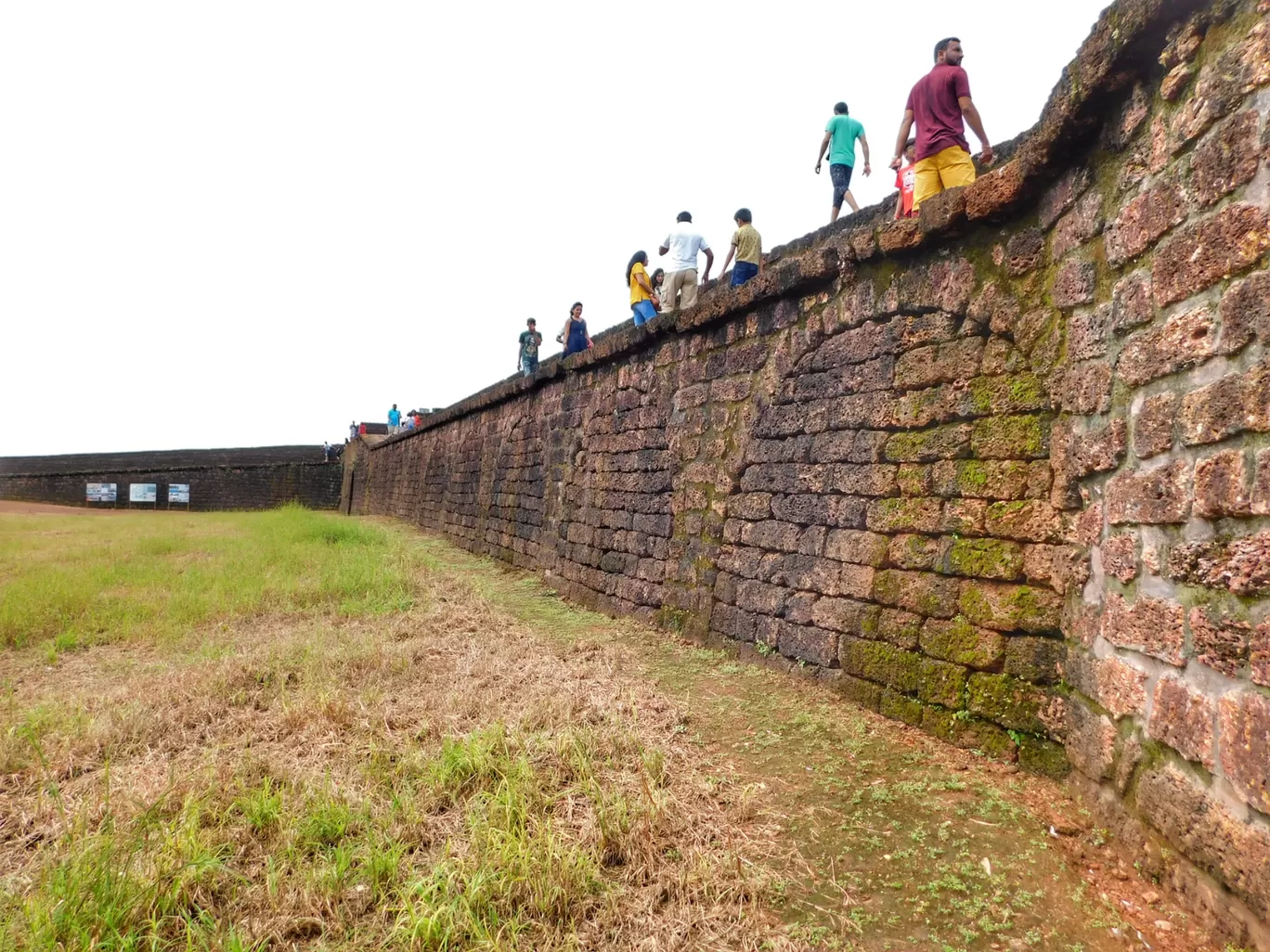 Photo of Aguada Fort By Pradipkumar Ahire