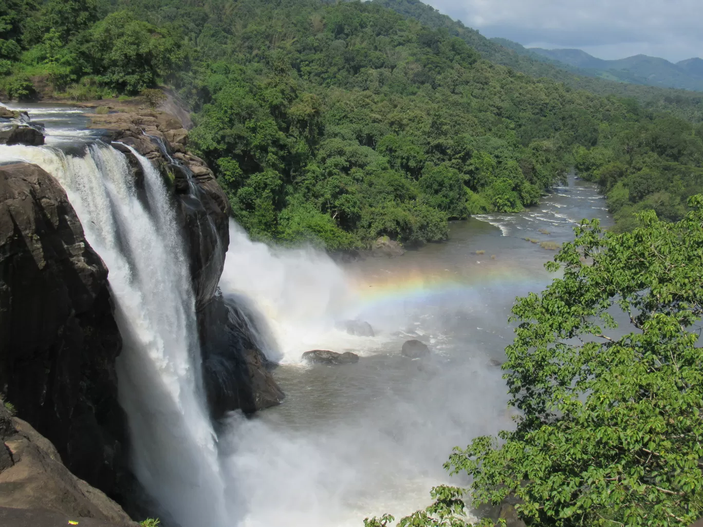 Photo of Athirapally Falls By Mozart Benedict