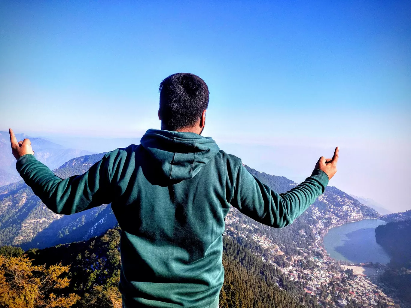Photo of Naina Peak By Gaurvit Bhatia